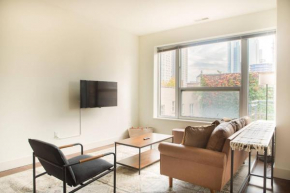 Flexhome East Side 2BR CG2 - Gym Balcony Lakefront